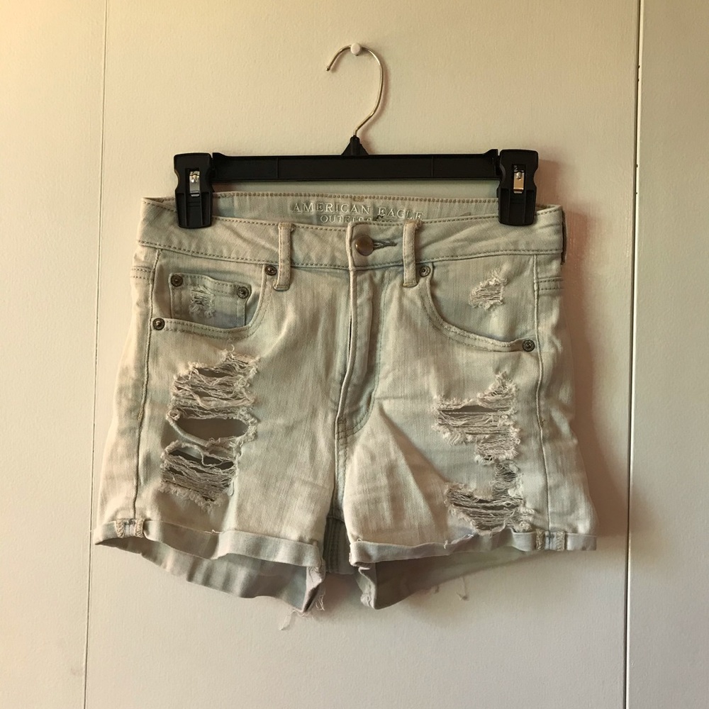 American Eagle super hi-rise shortie